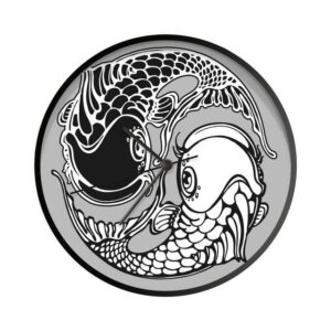 MuchoWow Wanduhr Fisch-Tattoo im Yin-Yang-Stil - schwarz und weiß (Uhrwerk, Inkl. Batterie, Wanddekoration, Wohnzimmer, Modern, Holz)