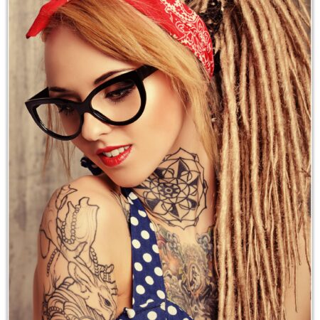 Poster Frau, Tattoo, Arm M0178 - 100x70cm von wandmotiv24